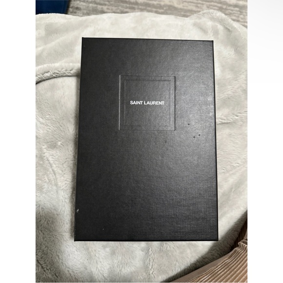 100% Authentic Saint Laurent Opyum Patent Leather Heels - Picture 9 of 10